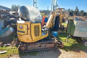Miniescavatore komatsu