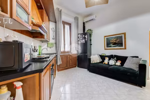 3 LOCALI A ROMA