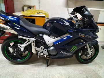 Honda VFR VTEC 