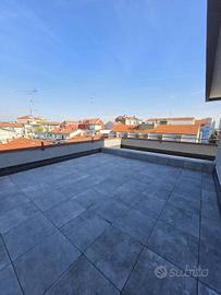 Attico / Mansarda di 125 m² con 3 locali e box aut