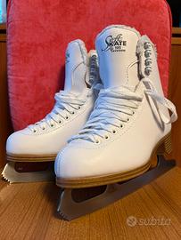 Pattini ghiaccio nuovi