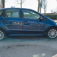 Mercedes classe A 160 benzina AUTOMATICA perfetta