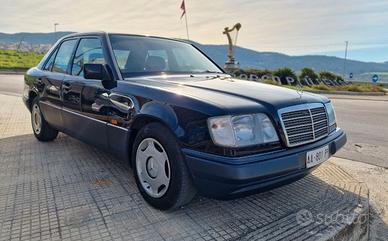 Mercedes-benz E 200 Berlina Automatica