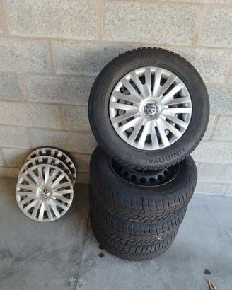Cerchi-Gomme invernali Uniroyal 195/65 R15