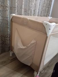 Culla da campeggio con materassino