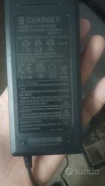 Caricatore monopattino