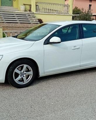 VOLVO - V60 1.6 diesel