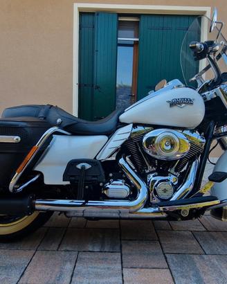 Harley Davidson Road King Classic 103 2013