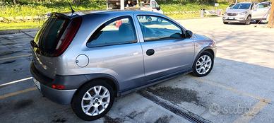 Opel corsa C 2003