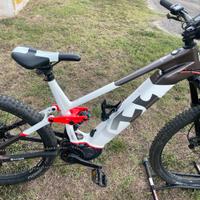 MTB elettrica Husqvarna mc4