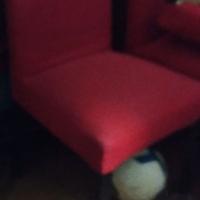 Sedie robuste rosse con fodere