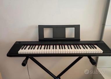 Tastiera dinamica 61 tasti Yamaha NP12  legg