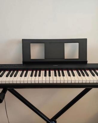 Tastiera dinamica 61 tasti Yamaha NP12  legg