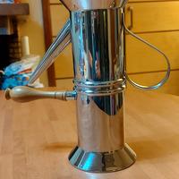 Caffettiera Officine Alessi  9001/8 design Riccard