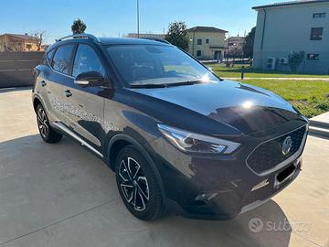 MG ZS Luxury 1.0