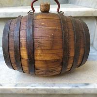 Piccola botte vintage in legno 