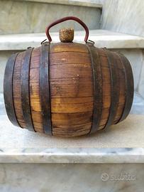 Piccola botte vintage in legno 