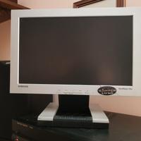Monitor Samsung HRM Serie UE590  28"