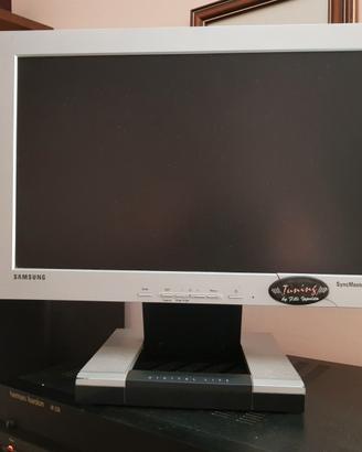 Monitor Samsung HRM Serie UE590  28"