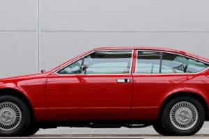 Alfetta gtv 1975  leggi bene