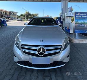 Mercedes 137 mila km, motore mercedes, automatica!