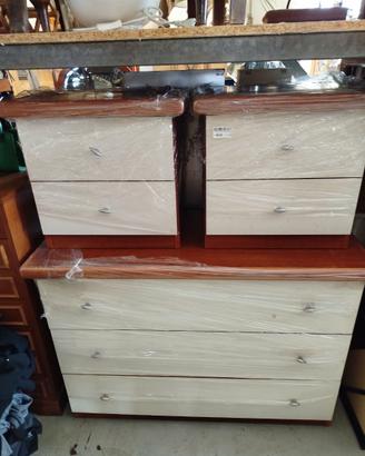 Cassettiera con coppia di comodini panna ciliegio