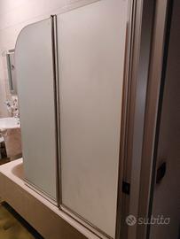 Parete sopravasca in cristallo