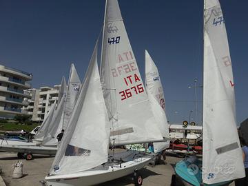 Barca a vela 470 Nautivela