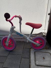 Bicicletta senza pedali per bambina