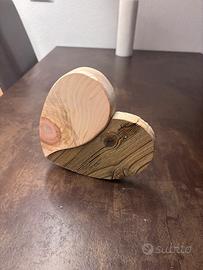 Cuori in legno
