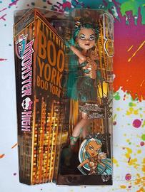 MONSTER HIGH NEFERA