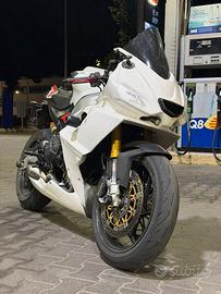 Noleggio RS660 in tutta Italia e tutte le piste