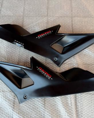 Fianchetti sottoserbatoio Cagiva Mito EV