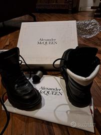 Alexander McQueen 627221 WHRH6 Boots