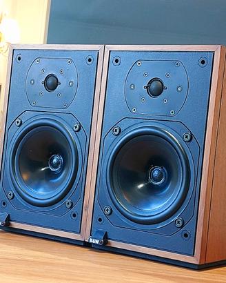 B&W .►The 12◄. Bobo