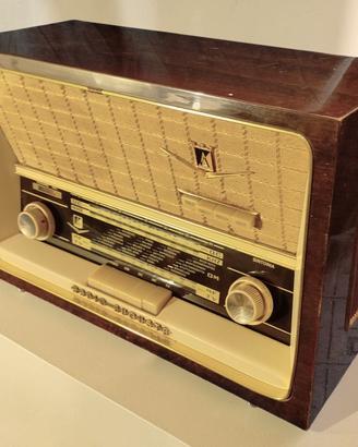 Speaker Bluetooth da radio Augusta 223MF del 1963