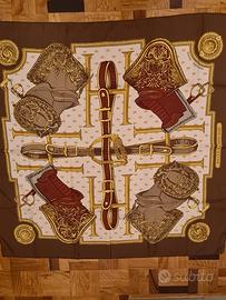 hermes foulard autentico 