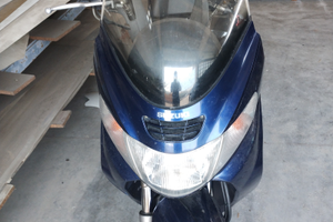 Scooter burman 400 ben tenuto gommato nuovo