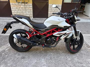 Moto Benelli Bn 125