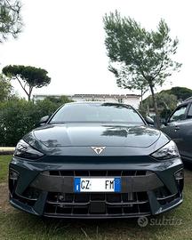 Cupra Leon 1.5 hybrid 150 cv + pack edge Fiord Blu
