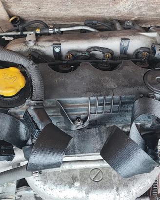 Motore Alfa Romeo 147 1.9 JTD cod. mot. 937A2000