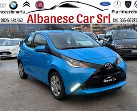 Toyota Aygo 1.0 VVT-i 69 CV 5 porte x-play TSS