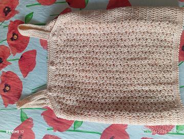 top fatto a mano all'uncinetto 