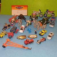 Lotto giocattoli misti  micromachines e altro