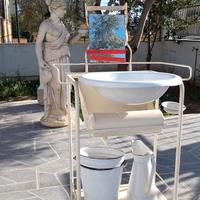 Portacatini Lavatoi in ferro antico