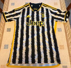 Maglia juve, stagione 23/24 originale taglia M