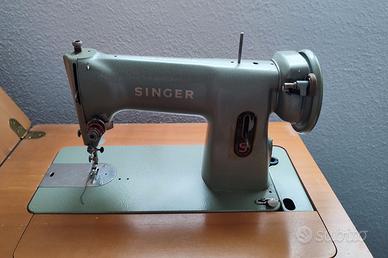 Macchina per cucire Singer a pedale