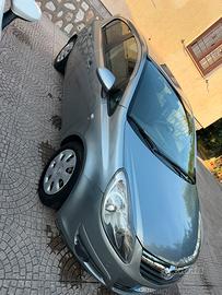 Opel Corsa 1.3 diesel.