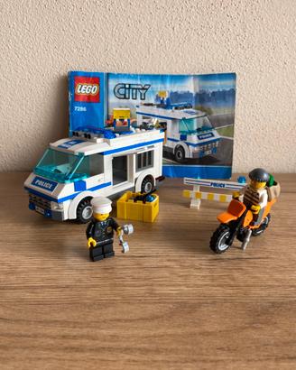 Lego  City 7286 Prisoner Transport completo