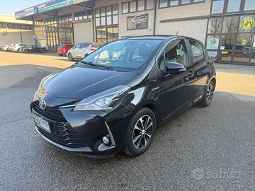 TOYOTA Yaris 1.5 Hybrid 5 porte Active